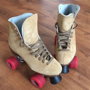 Sure-Grip 1300 Aerobic outdoor skates in tan suede